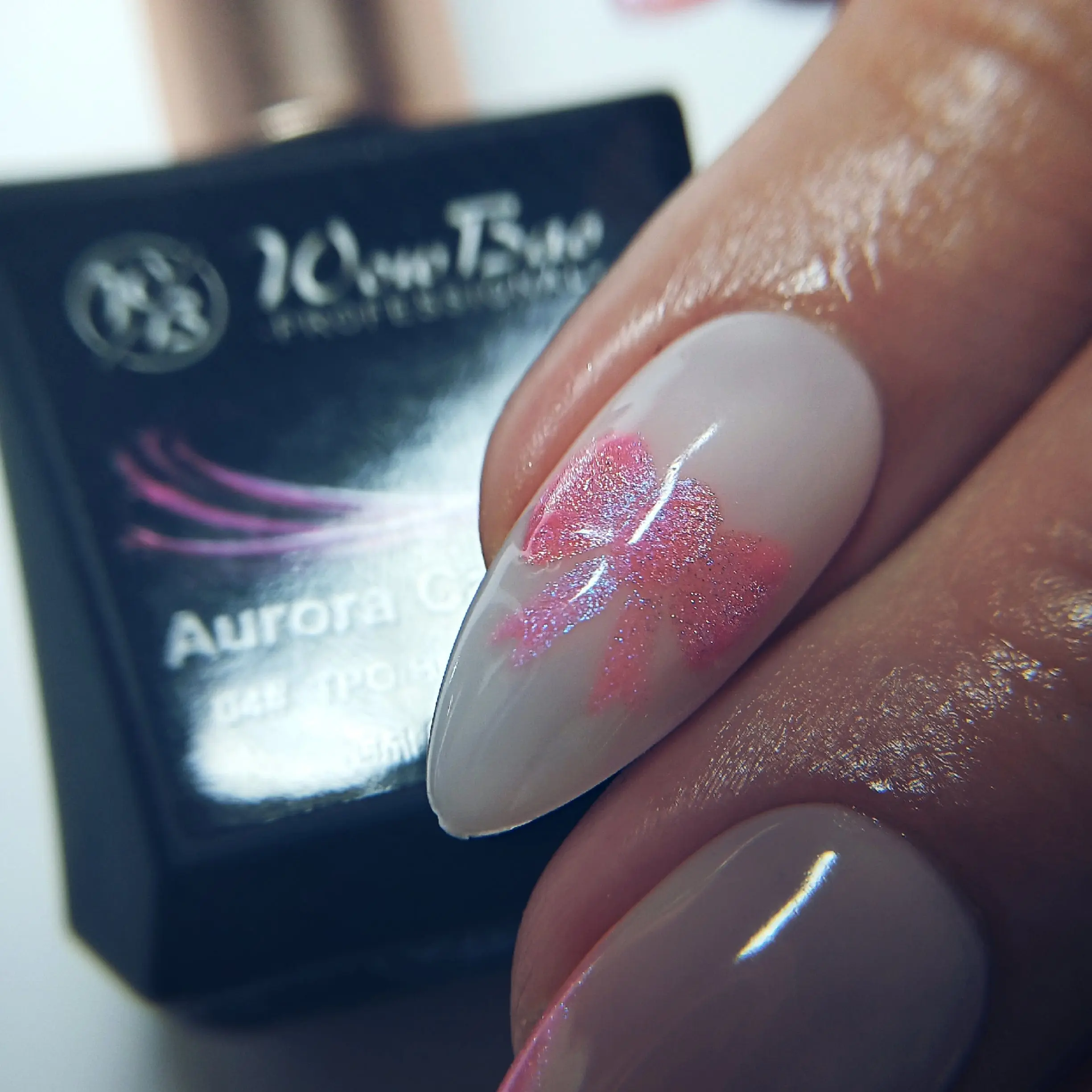 WowBao Aurora Cat Eye 04 - TPO / Hema-Free Gel Polish 15ml - Image 5